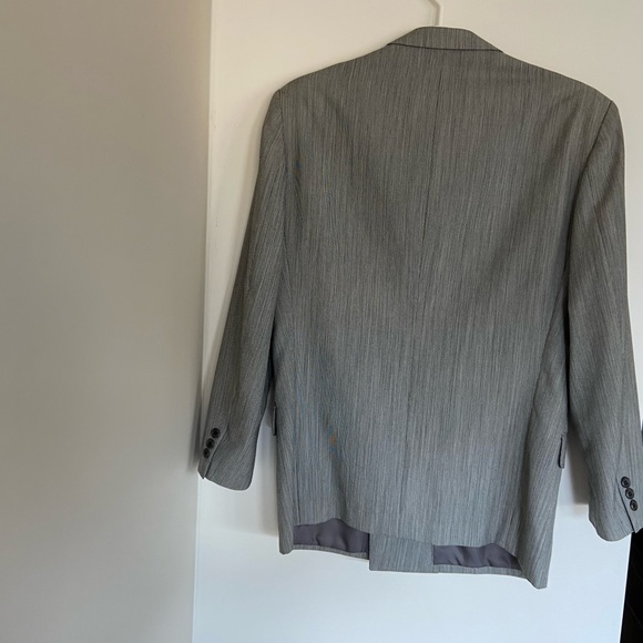 Men's Gray Double Breasted Suit (2pcs) - Picture 3 of 16